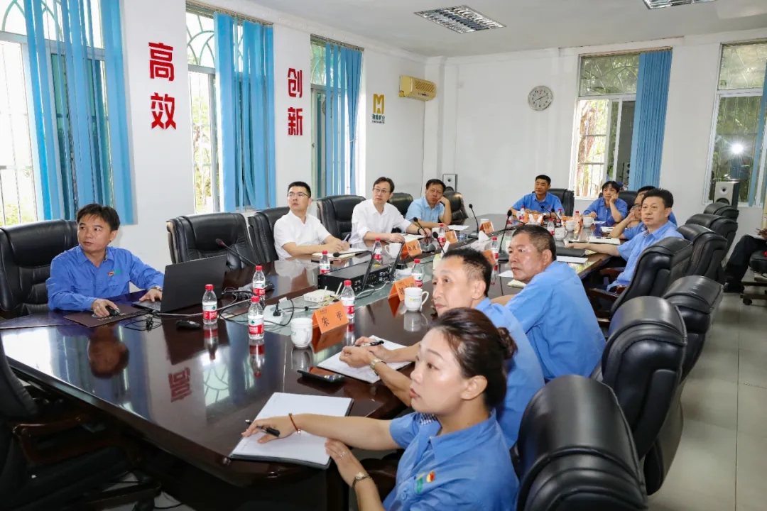 海南省总工会副主席陈波一行到pp电子模拟器调研领导1.webp.jpg
