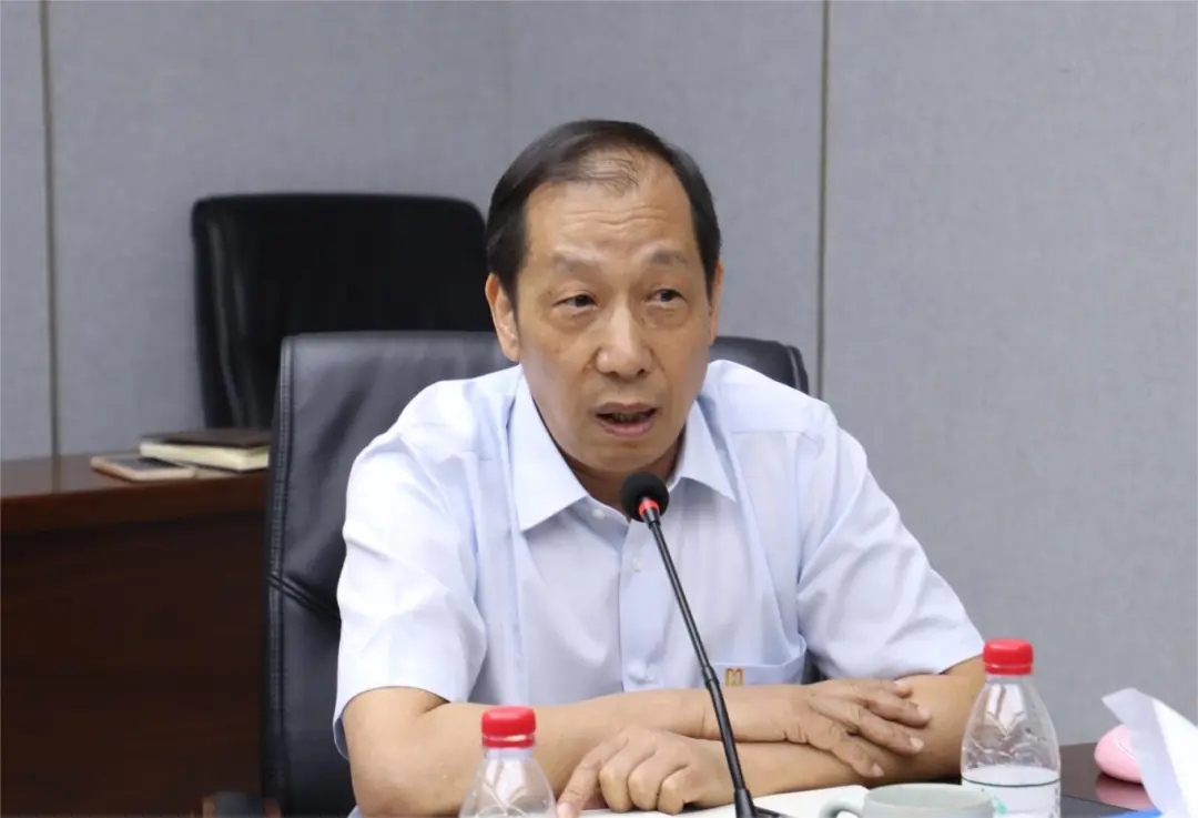 pp电子模拟器召开“安全出产月”带头大会2.webp_副本.jpg