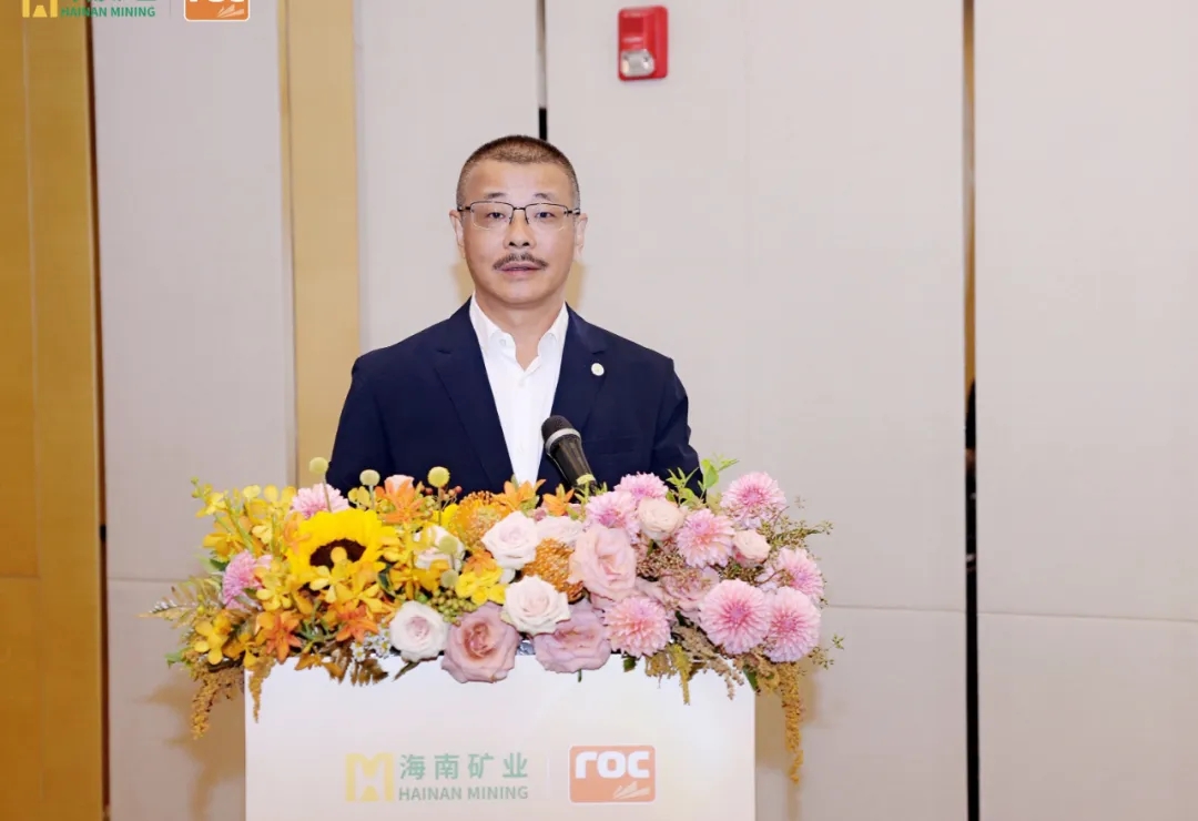 pp电子模拟器进行油气业务专题投资者互换活动2.jpg