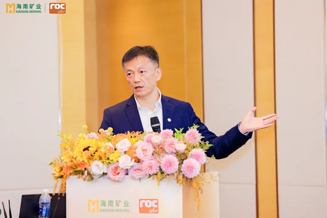 pp电子模拟器进行油气业务专题投资者互换活动3.jpg